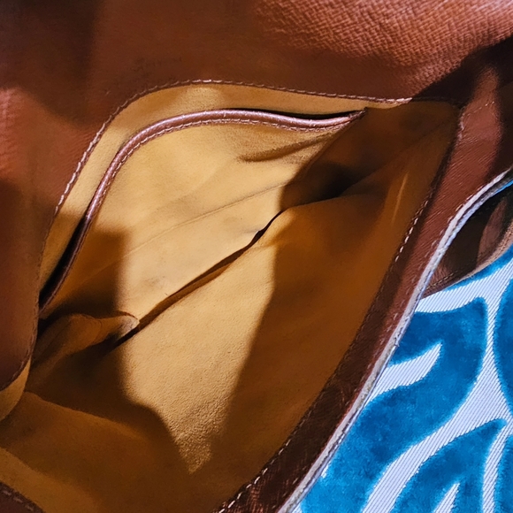 Authentic Louis Vuitton Musette Salsa PM Bag - Picture 4 of 9